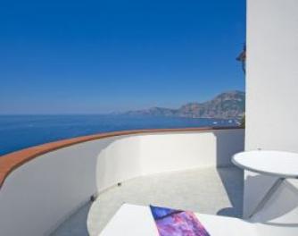 Villa La Scogliera in Praiano - Photo 11